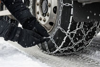Why Truckers Prefer Snow Chains for Winter Tires Over Winter Tires Alone